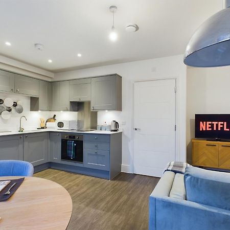 The Grove King Bed Wi-Fi Ev Charger Appartement Cheltenham Buitenkant foto